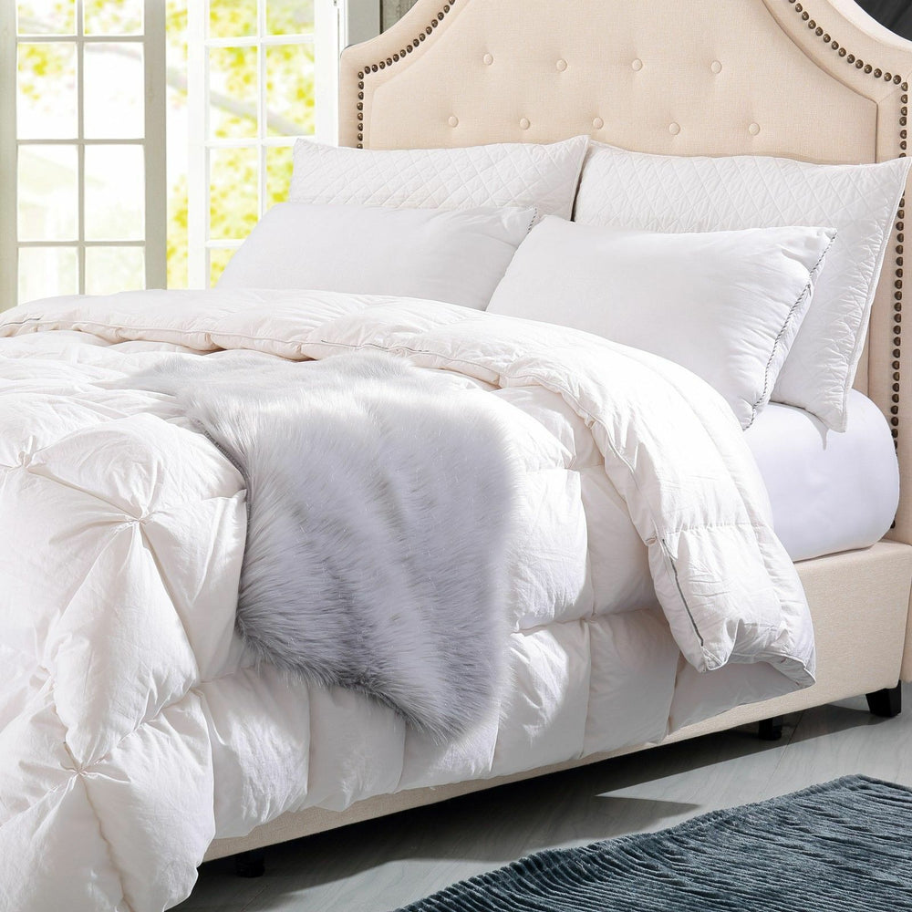 Reafort High Pile Super Soft Faux Sheepskin Rug, Chair Cover, Sofa Cover 20inx36